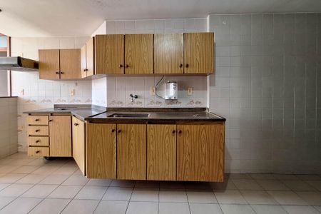 Apartamento à venda com 140m², 3 quartos e 2 vagasCozinha