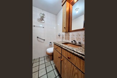 Apartamento à venda com 140m², 3 quartos e 2 vagasBanheiro Social