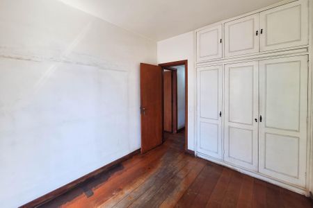 Apartamento à venda com 140m², 3 quartos e 2 vagasQuarto 2