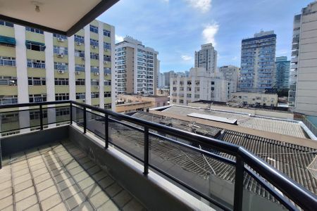 Apartamento à venda com 140m², 3 quartos e 2 vagasvaranda do Quarto 1