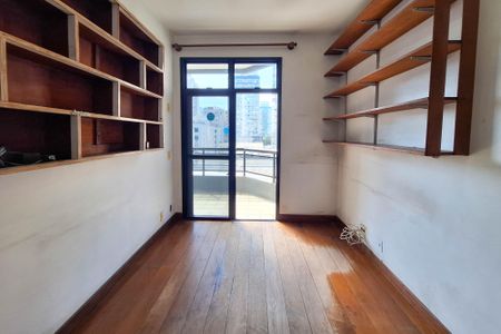 Apartamento à venda com 140m², 3 quartos e 2 vagasQuarto 1