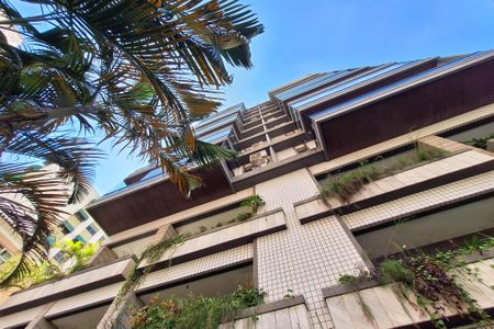 Apartamento à venda com 140m², 3 quartos e 2 vagasFachada