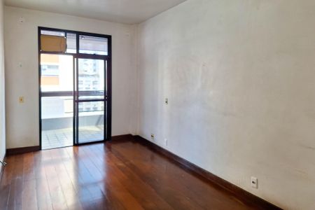 Apartamento à venda com 140m², 3 quartos e 2 vagasSuíte 1