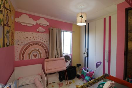 Apartamento à venda com 43m², 2 quartos e 1 vagaQuarto 2