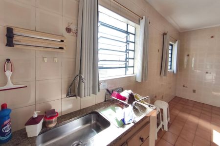 Casa à venda com 249m², 4 quartos e 2 vagasCasa 2 - Cozinha 2