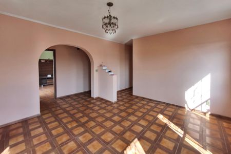 Casa à venda com 249m², 4 quartos e 2 vagasCasa 2 - Sala