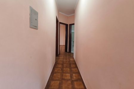 Casa à venda com 249m², 4 quartos e 2 vagasCorredor - Quartos