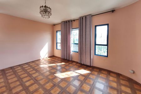 Casa à venda com 249m², 4 quartos e 2 vagasCasa 2 - Sala