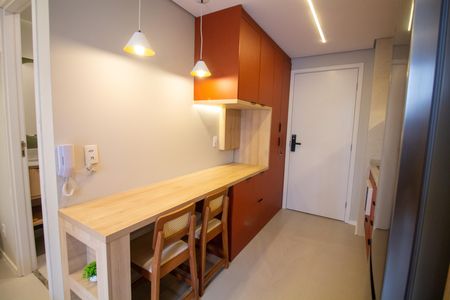 Cozinha de kitnet/studio para alugar com 1 quarto, 25m² em Jardim das Acacias, São Paulo
