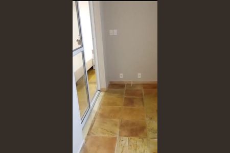 Apartamento à venda com 96m², 2 quartos e 1 vagaQuarto