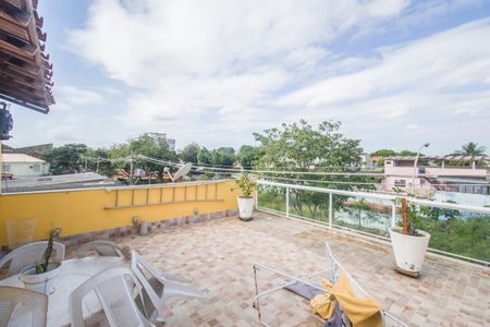 Casa para alugar com 312m², 3 quartos e 2 vagasTerraço