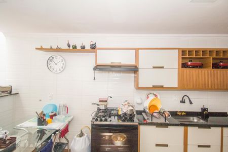 Casa para alugar com 312m², 3 quartos e 2 vagasCozinha e Área de Serviço