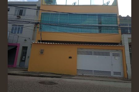 Casa para alugar com 312m², 3 quartos e 2 vagasFachada