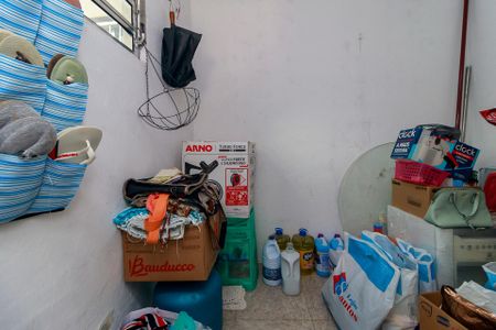 Casa à venda com 275m², 3 quartos e 2 vagasEdícula 1 - Dispensa