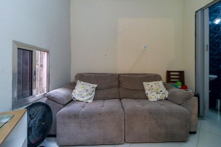 Casa à venda com 275m², 3 quartos e 2 vagasCorredor