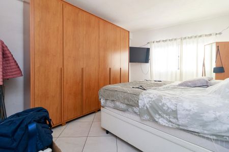 Casa à venda com 275m², 3 quartos e 2 vagasEdícula 1 - Quarto 1