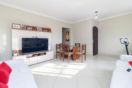 Casa à venda com 275m², 3 quartos e 2 vagasSala