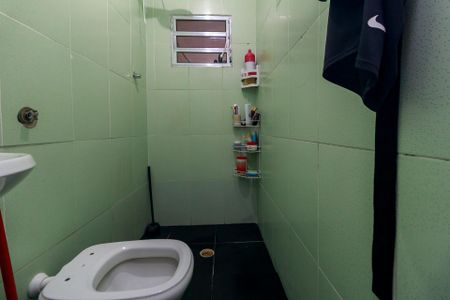 Casa à venda com 275m², 3 quartos e 2 vagasEdícula 1 - Banheiro 
