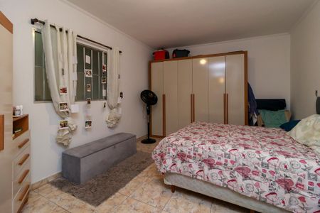 Casa à venda com 275m², 3 quartos e 2 vagasQuarto