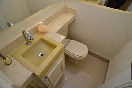 Apartamento para alugar com 164m², 4 quartos e 2 vagasLavabo