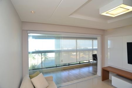 Apartamento para alugar com 164m², 4 quartos e 2 vagasSala