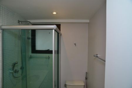 Apartamento para alugar com 164m², 4 quartos e 2 vagasBanheiro Suíte