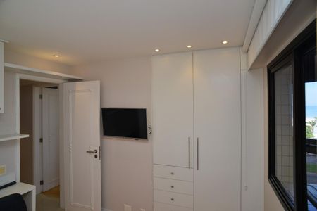 Apartamento para alugar com 164m², 4 quartos e 2 vagasQuarto 2