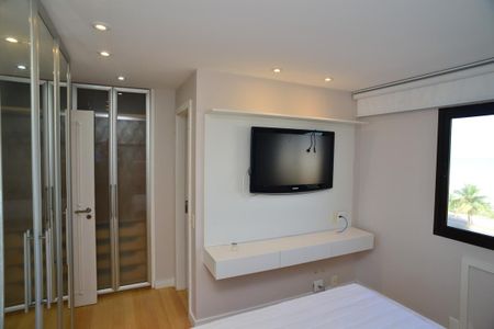 Apartamento para alugar com 164m², 4 quartos e 2 vagasSuíte