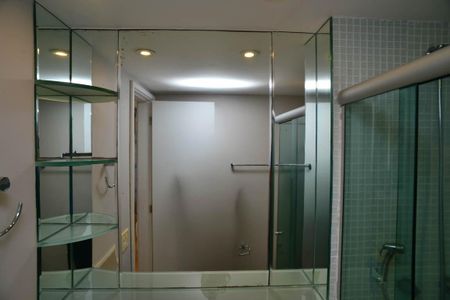 Apartamento para alugar com 164m², 4 quartos e 2 vagasBanheiro Suíte