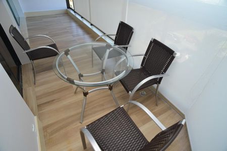 Apartamento para alugar com 164m², 4 quartos e 2 vagasVaranda