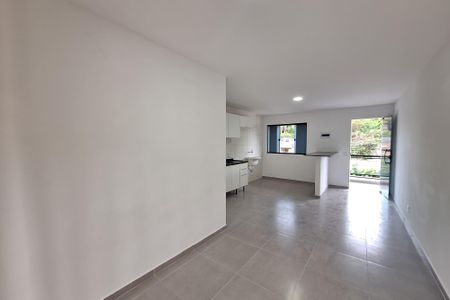 Cozinha de kitnet/studio para alugar com 2 quartos, 35m² em Parque Equitativa, Duque de Caxias