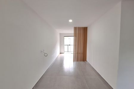 Sala/quarto de kitnet/studio para alugar com 2 quartos, 35m² em Parque Equitativa, Duque de Caxias