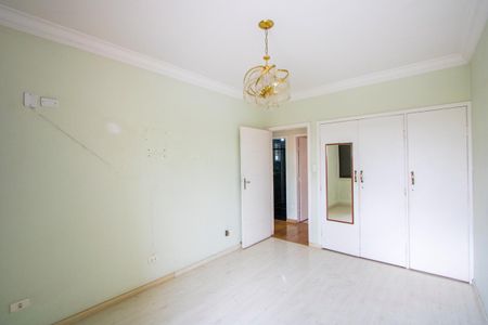 Apartamento à venda com 172m², 4 quartos e 1 vagaQuarto 2