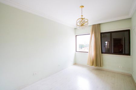 Apartamento à venda com 172m², 4 quartos e 1 vagaQuarto 2