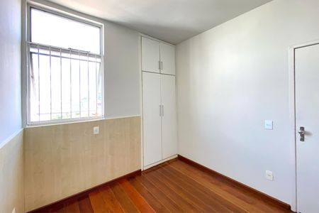 Apartamento para alugar com 100m², 3 quartos e 2 vagasQuarto 2