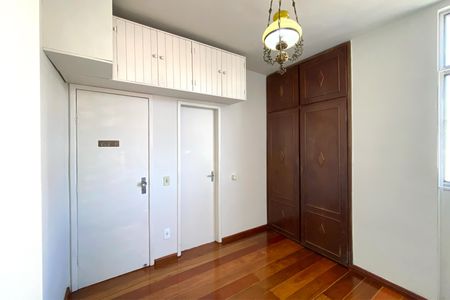 Apartamento para alugar com 100m², 3 quartos e 2 vagasSuite