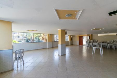 Apartamento para alugar com 80m², 2 quartos e 2 vagasÁrea comum - Salão de festas