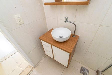 Apartamento para alugar com 80m², 2 quartos e 2 vagasBanheiro