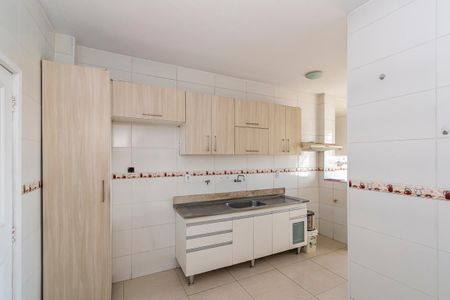 Apartamento para alugar com 80m², 2 quartos e 2 vagasCozinha