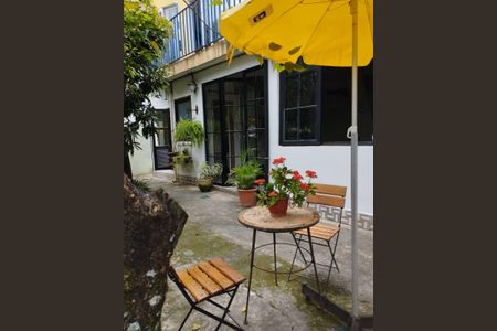 Casa à venda com 320m², 4 quartos e 2 vagas