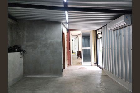 Casa à venda com 320m², 4 quartos e 2 vagas