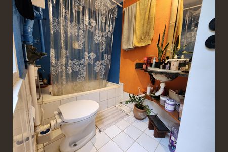 Casa à venda com 320m², 4 quartos e 2 vagas