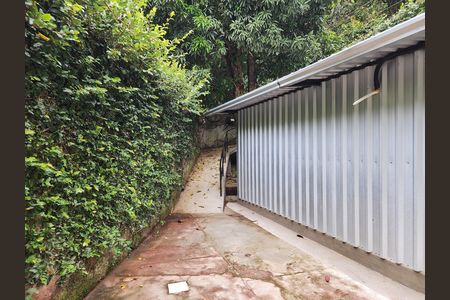 Casa à venda com 320m², 4 quartos e 2 vagas