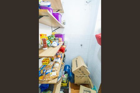 Apartamento para alugar com 89m², 3 quartos e 1 vagaBanheiro dce/ adaptado como dispensa