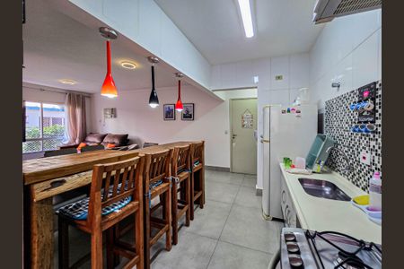 Apartamento para alugar com 76m², 2 quartos e sem vagaCozinha