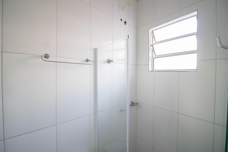BANHEIRO de casa para alugar com 1 quarto, 29m² em Jardim Peri, São Paulo