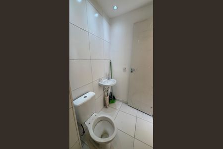 Apartamento para alugar com 37m², 2 quartos e sem vagaBanheiro