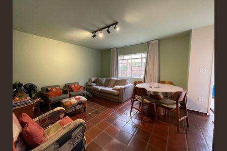 Sala de casa à venda com 5 quartos, 216m² em Jaguaré, São Paulo