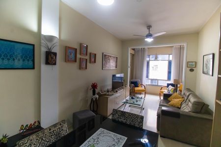 Sala de apartamento à venda com 2 quartos, 90m² em Icaraí, Niterói