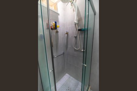 Apartamento à venda com 90m², 2 quartos e 1 vaga Apartamento à venda com 90m², 2 quartos e 1 vagaBanheiro